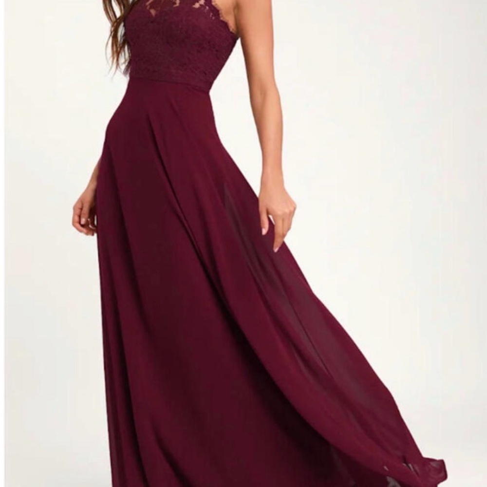 Lulus prom dress or wedding guest  Lace Evening Gown
